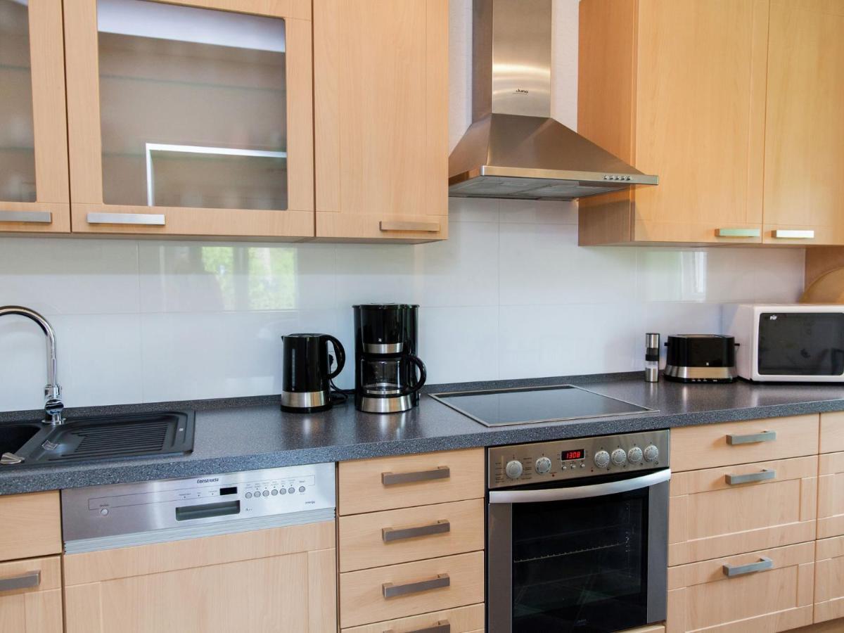 Apartment In Niederehe Near The Forest Üxheim エクステリア 写真